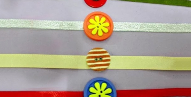 button rakhi