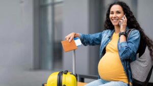 Precautions for travelling while pregnant Precautions for travelling while pregnant